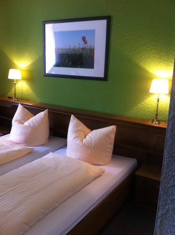 Hotel Garni Am Thueringer Klosstheater Friedrichroda Quarto foto