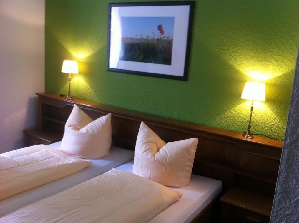 Hotel Garni Am Thueringer Klosstheater Friedrichroda Quarto foto